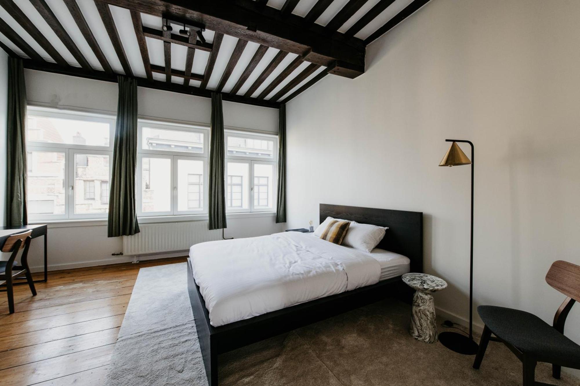 Gorgeous Duplex Apartment In Old City Centre Антверпен Экстерьер фото